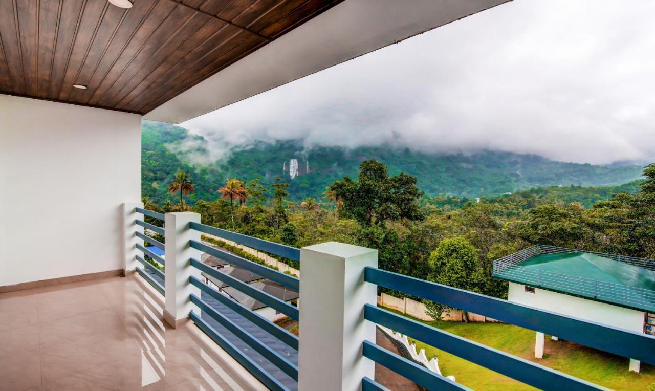 Treebo Trend Misty Garden Resorts With Mountain View Munnar Exteriör bild