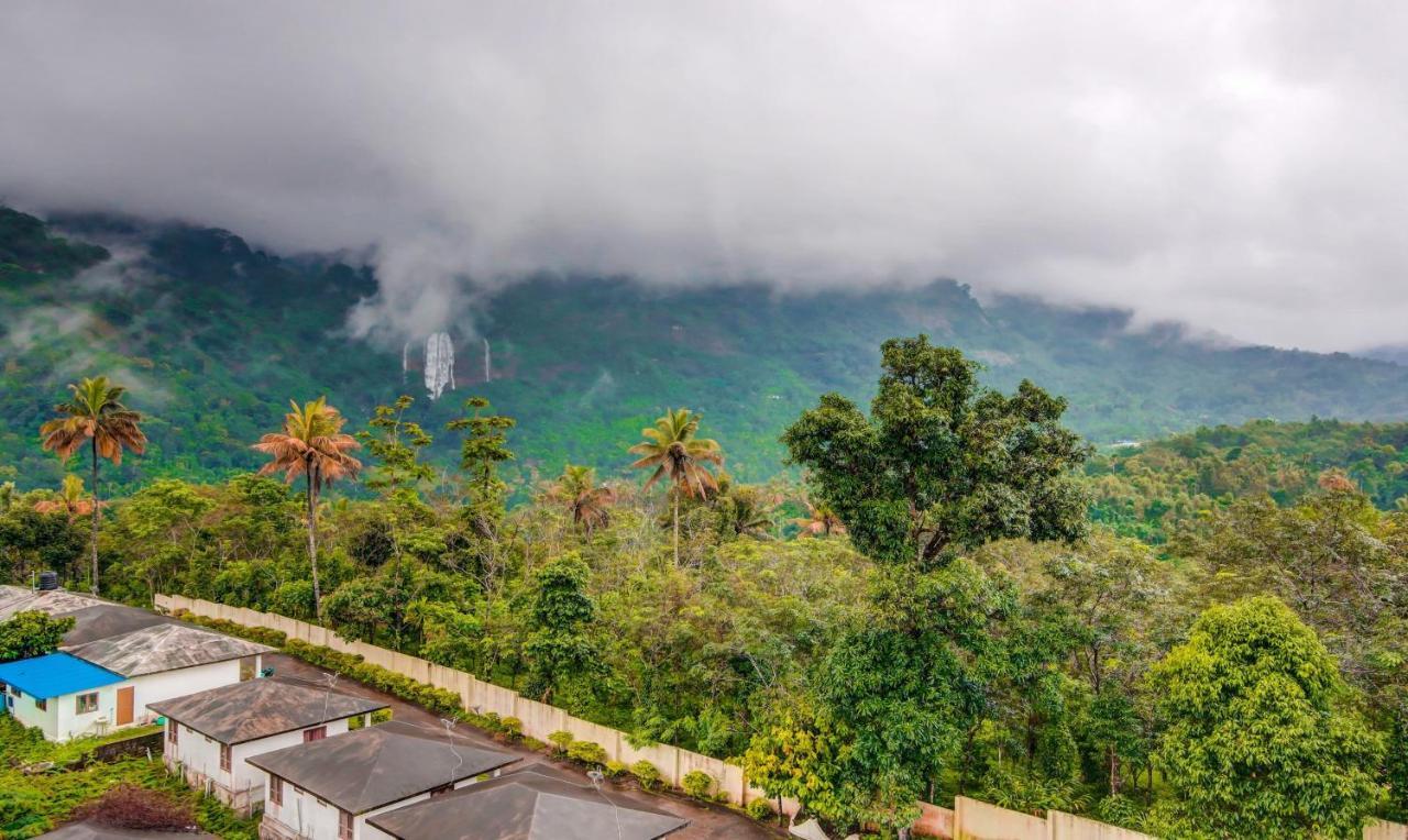 Treebo Trend Misty Garden Resorts With Mountain View Munnar Exteriör bild