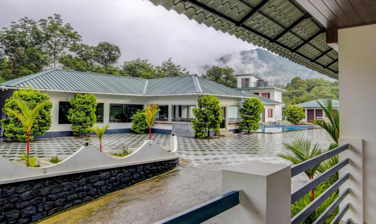 Treebo Trend Misty Garden Resorts With Mountain View Munnar Exteriör bild